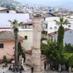 leylekler-izmirin-selcuk-ilcesinde-bulunan-tarihi-yapilari-mesken-tuttu-2-tiExYkli.jpg