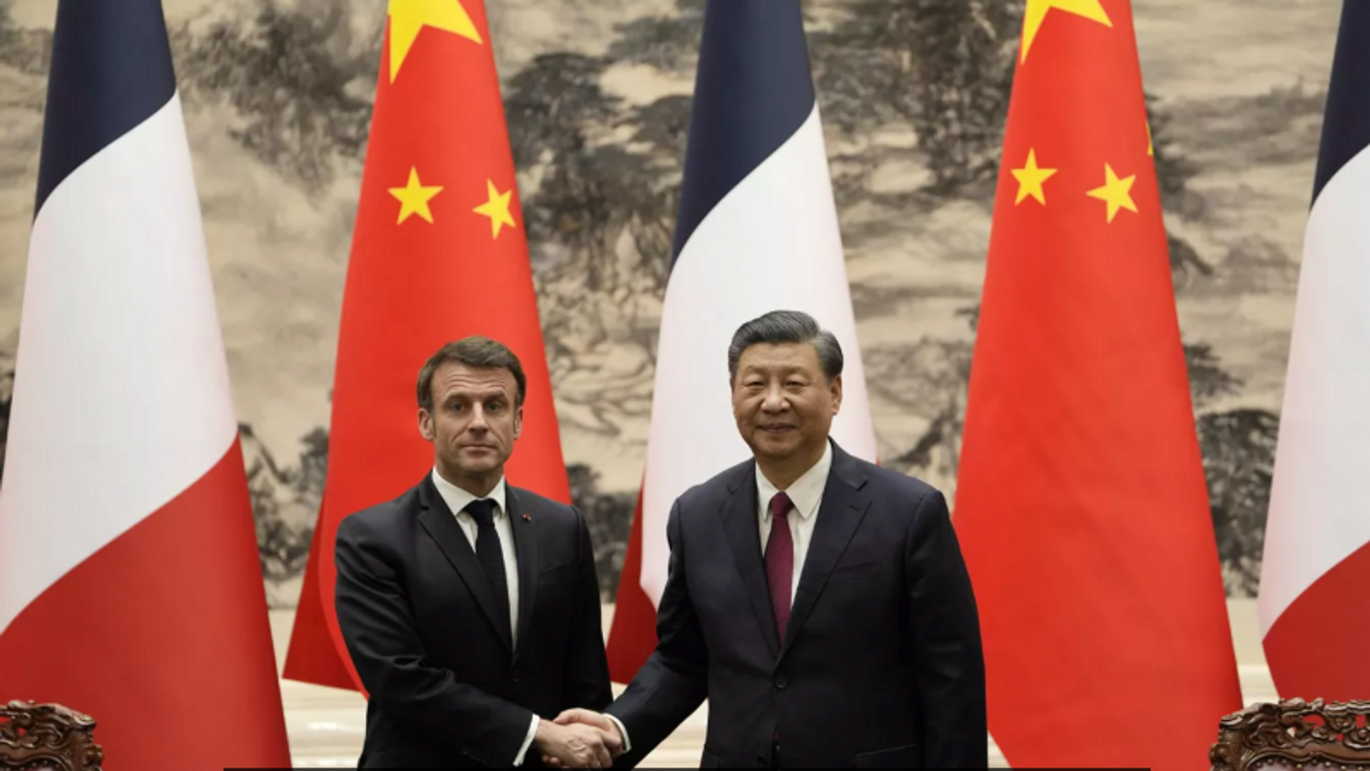 Macron: Fransa ve Çin Ukrayna’da ateşkesten yana