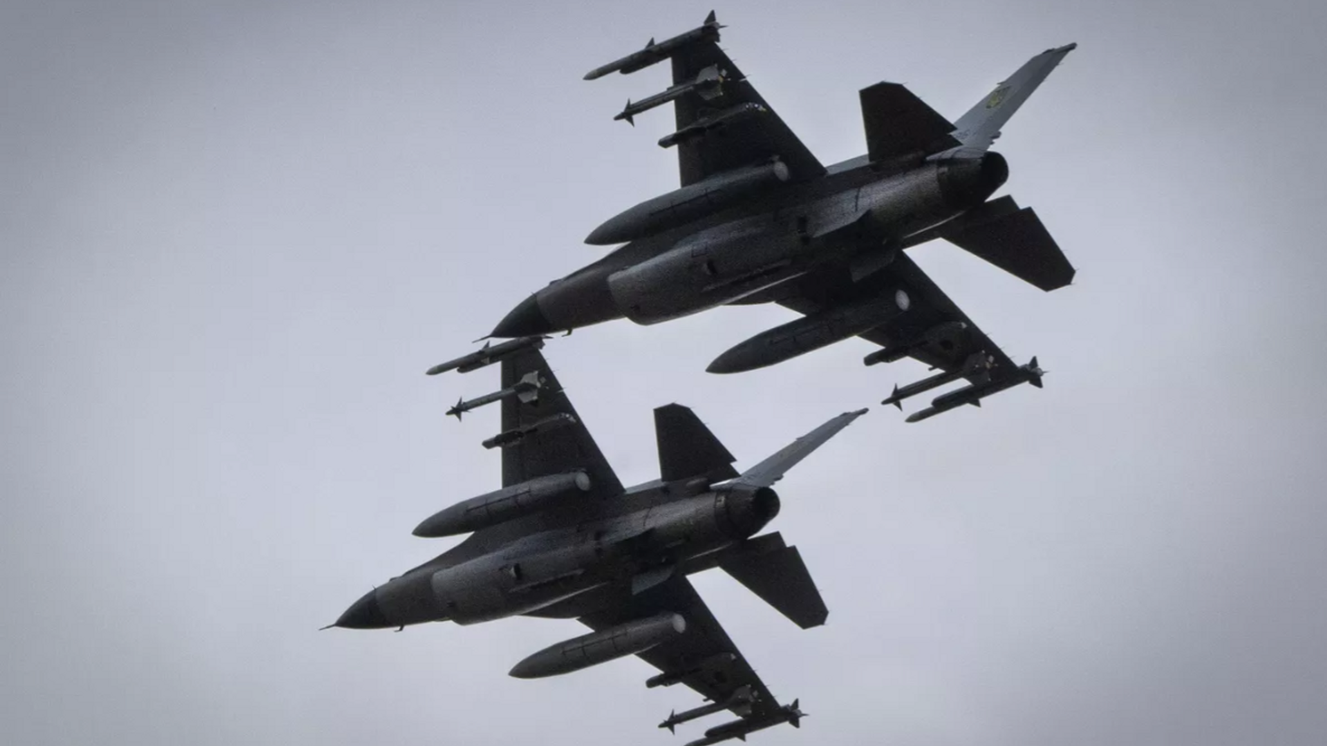 Pentagon: ABD Dışişleri Bakanlığı Ukrayna F-16’larının bakımına yönelik sözleşmeyi onayladı