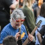 wroclawda-binlerce-gitarist-ayni-anda-hey-joe-caldi-yeni-bir-guinness-rekoru-yolda-3-CU52H9Ah.jpg
