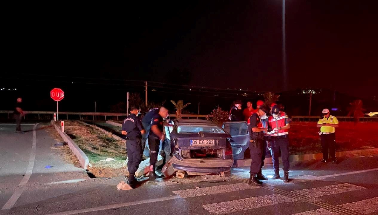 Aydın’da feci kaza: 2 ölü, 3 yaralı
