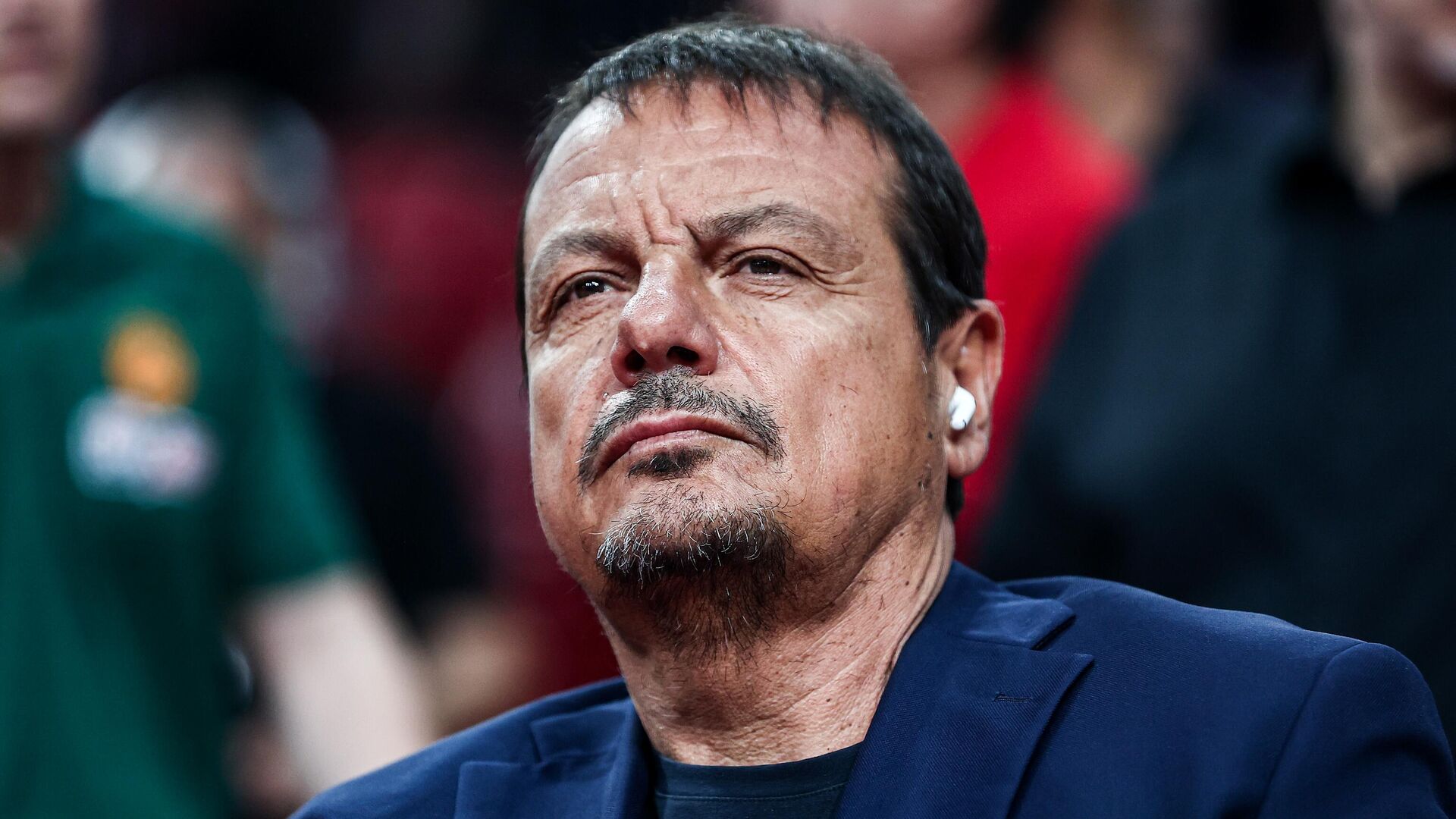 Ergin Ataman’dan Olympiakos taraftarına: ‘Merak ediyorum takımlarında kaç tane Yunan oyuncu oynuyor?’