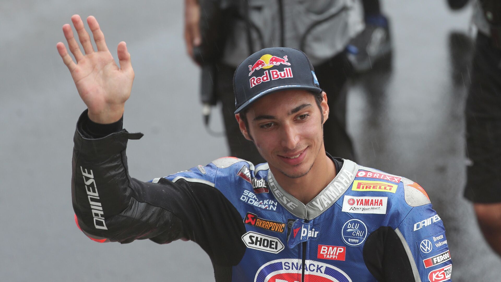 Milli motosikletçi Toprak Razgatlıoğlu, Moto GP’de yarışacak ilk Türk oldu