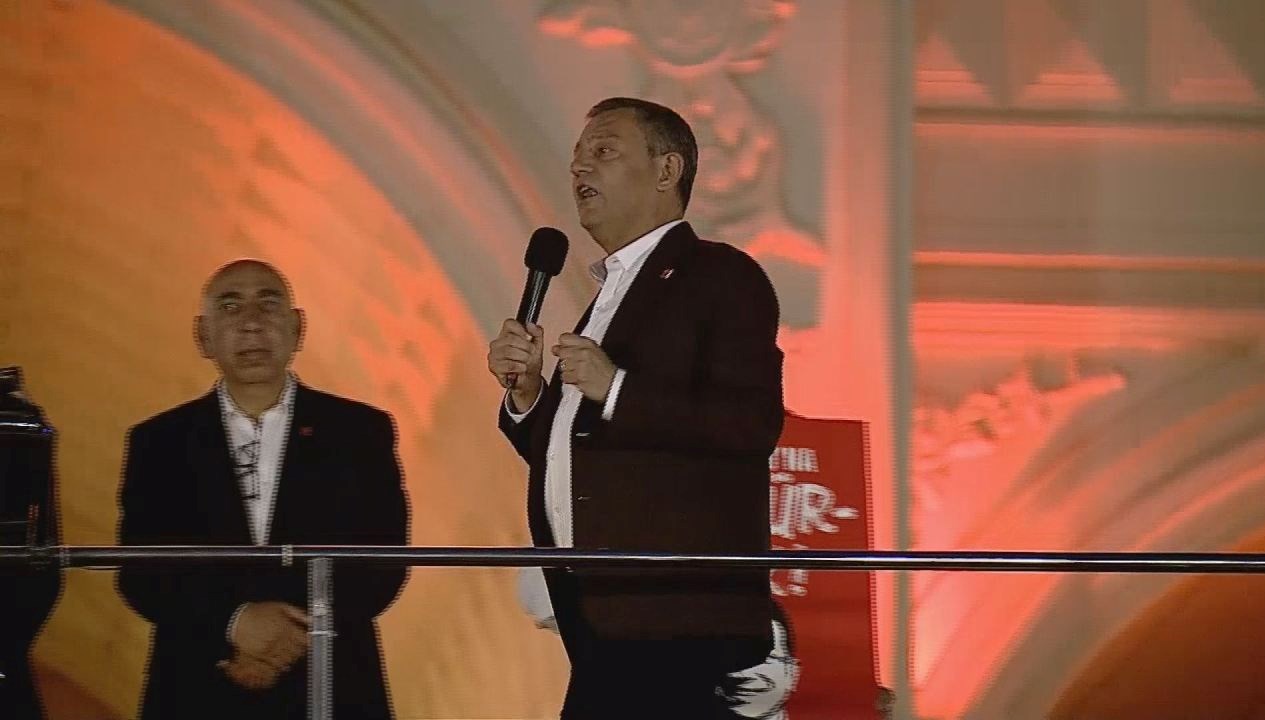 Özgür Özel, Büyükçekmece’deki mitingde konuştu