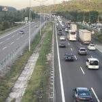 yollarda-bayram-trafigi-artiyor-3-jFPbbhCg.jpg