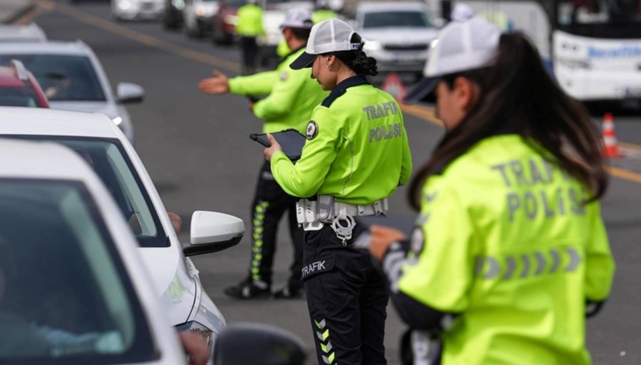 Sürücüler dikkat, İstanbul’da trafik denetimleri sıkılaştı: 1 milyon 7 bin 210 TL ceza kesildi