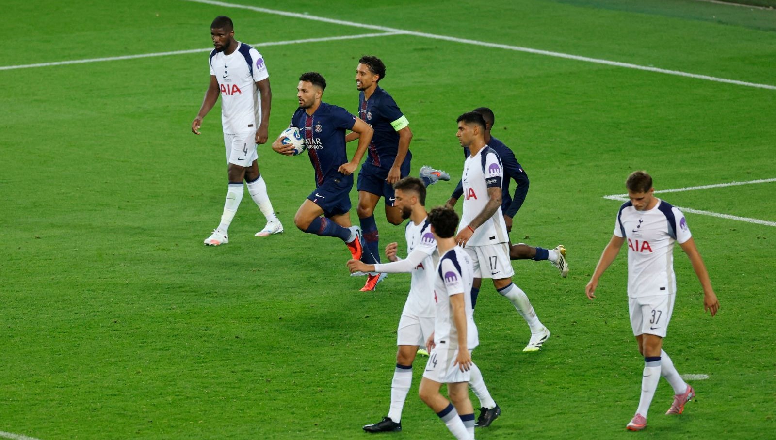 90+4’te geri dönüş, penaltılar ve zafer: Süper Kupa’nın sahibi PSG!