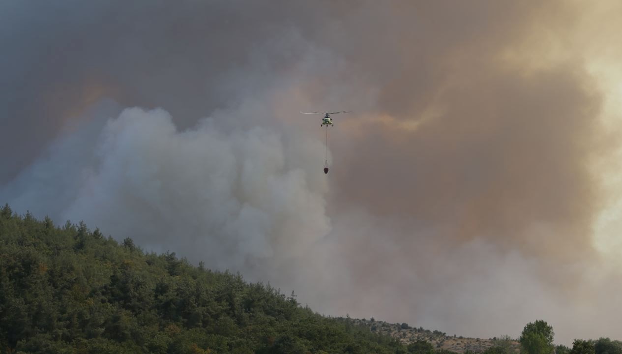 Bursa, Hatay ve Amasya’da alevlerle mücadele: Kara yolu ulaşılma kapatıldı