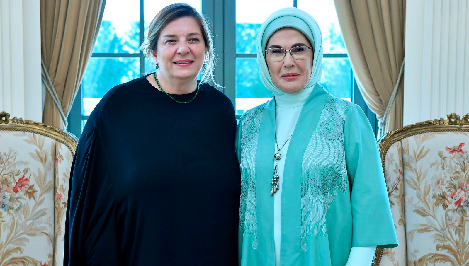 Emine Erdoğan, Gürcistan Cumhurbaşkanı Kavelashvili’nin eşiyle görüştü