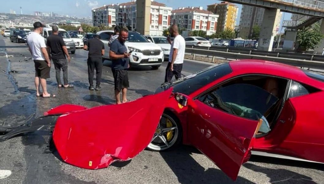 İstanbul’da 17 milyon liralık kaza: Oto tamircinin test sürüşü pahalıya patladı