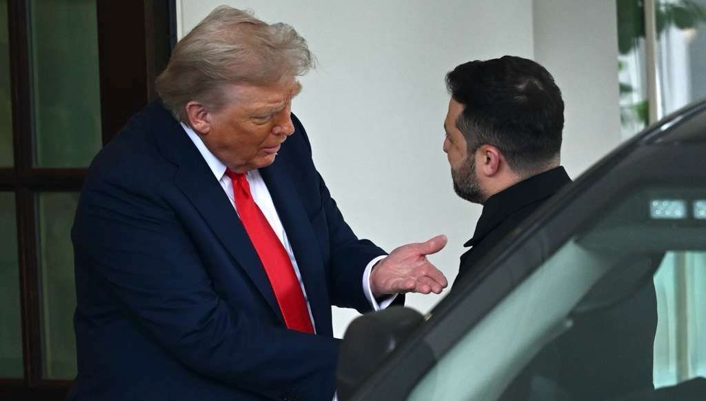 Trump bu kez Zelenski’nin kıyafetini beğendi: İnanmıyorum, bayıldım