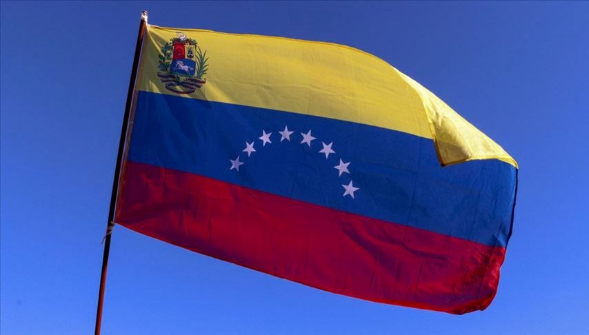 Venezuela’dan ABD’ye uyarı: Kıyılarımızdan uzak durun