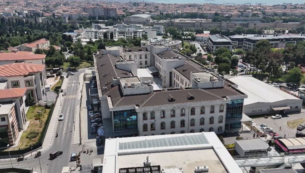 yedikule-hastanesinde-bicak-parasi-sorusturmasi-istenen-ceza-belli-oldu-XGfDtJws.jpg