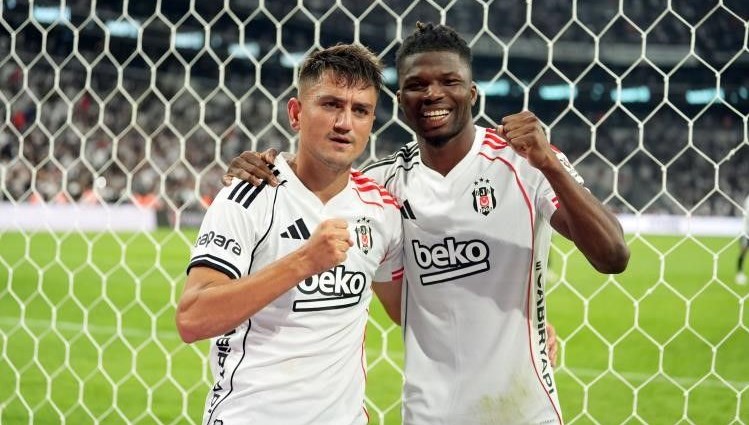 Beşiktaş’ta her şey sil baştan: 12 isim geldi, 25 oyuncu gitti