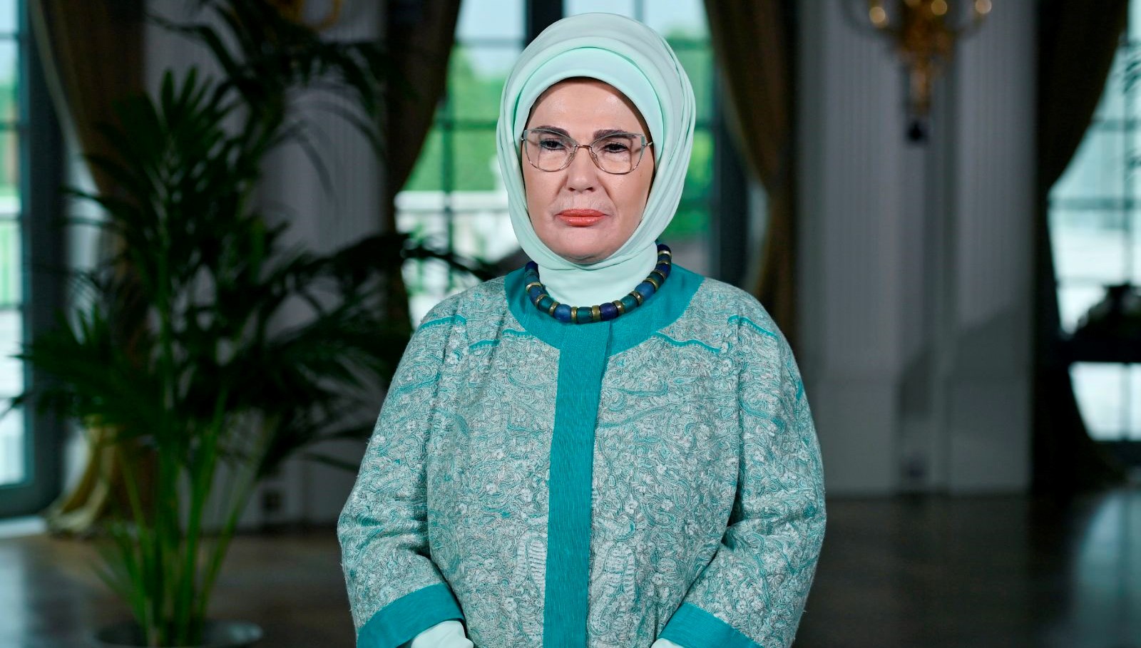 Emine Erdoğan, 5. Lider Eşleri Zirvesi’ne video mesaj gönderdi: Eğitimciler örnek şahsiyetlerdir