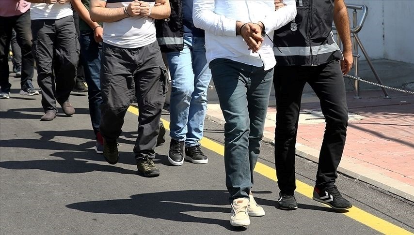 İzmir’de 5 polisi yaralayan 6 şüpheli tutuklandı