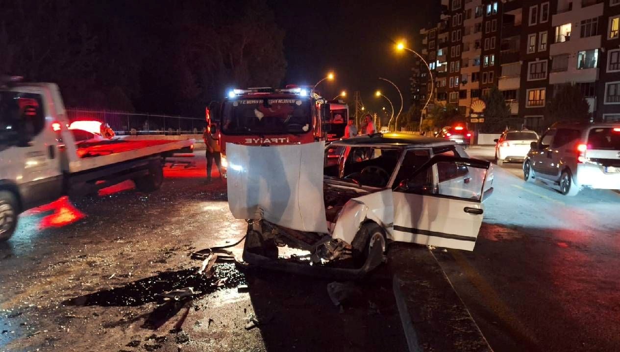 Karşı şeritte dehşet saçtı: 1 ölü, 8 yaralı
