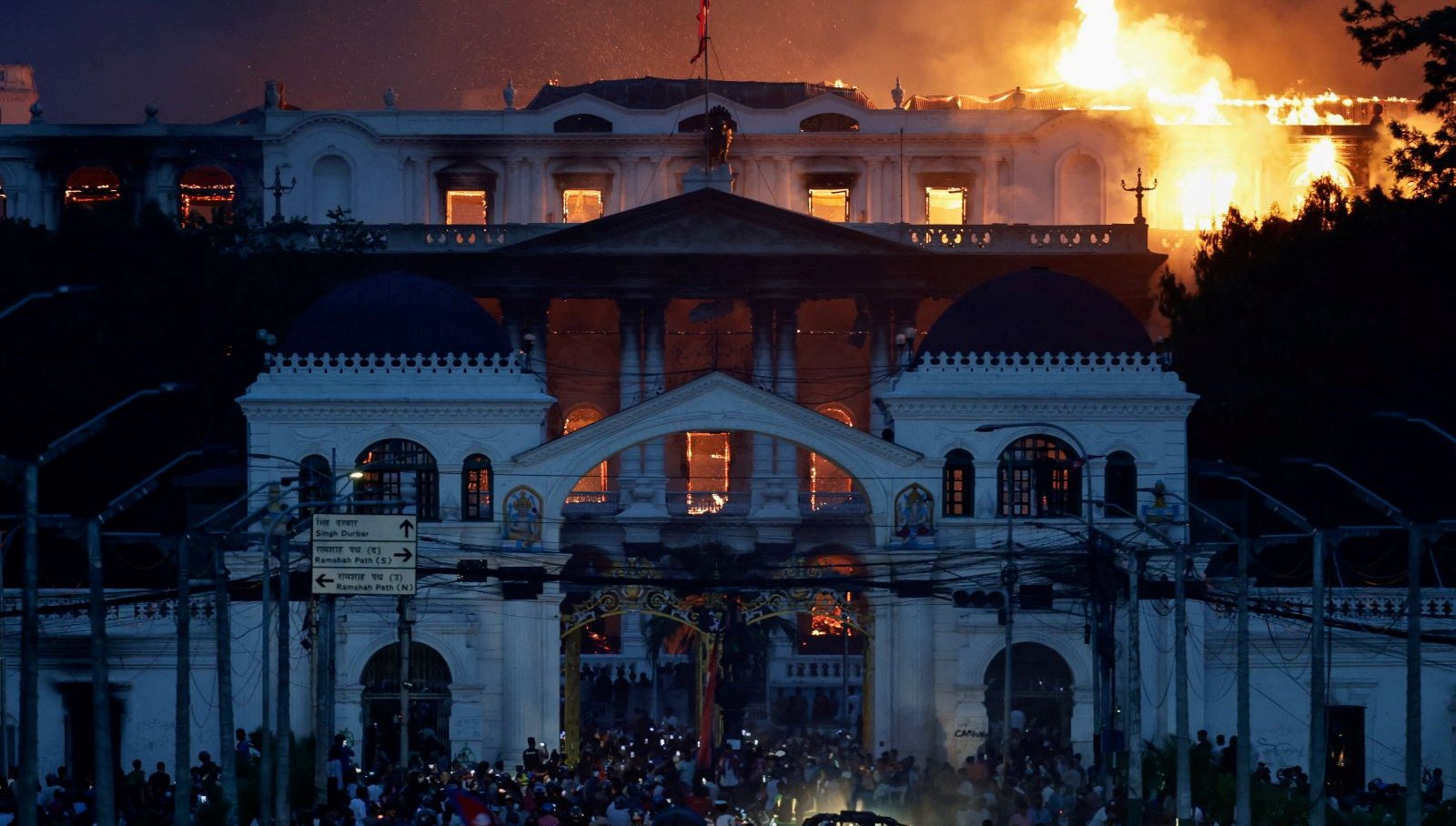 Nepal’de yeni başbakan göreve başladı: Gençler Discord üzerinden seçti