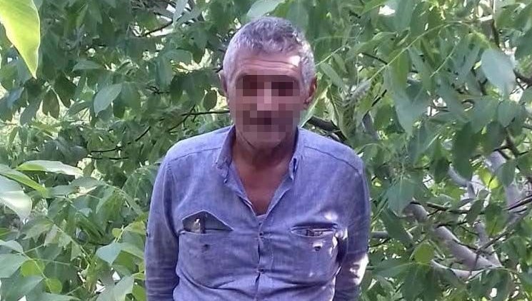 Dayısı ve yengesini öldürdü, kalp krizi geçirip can verdi