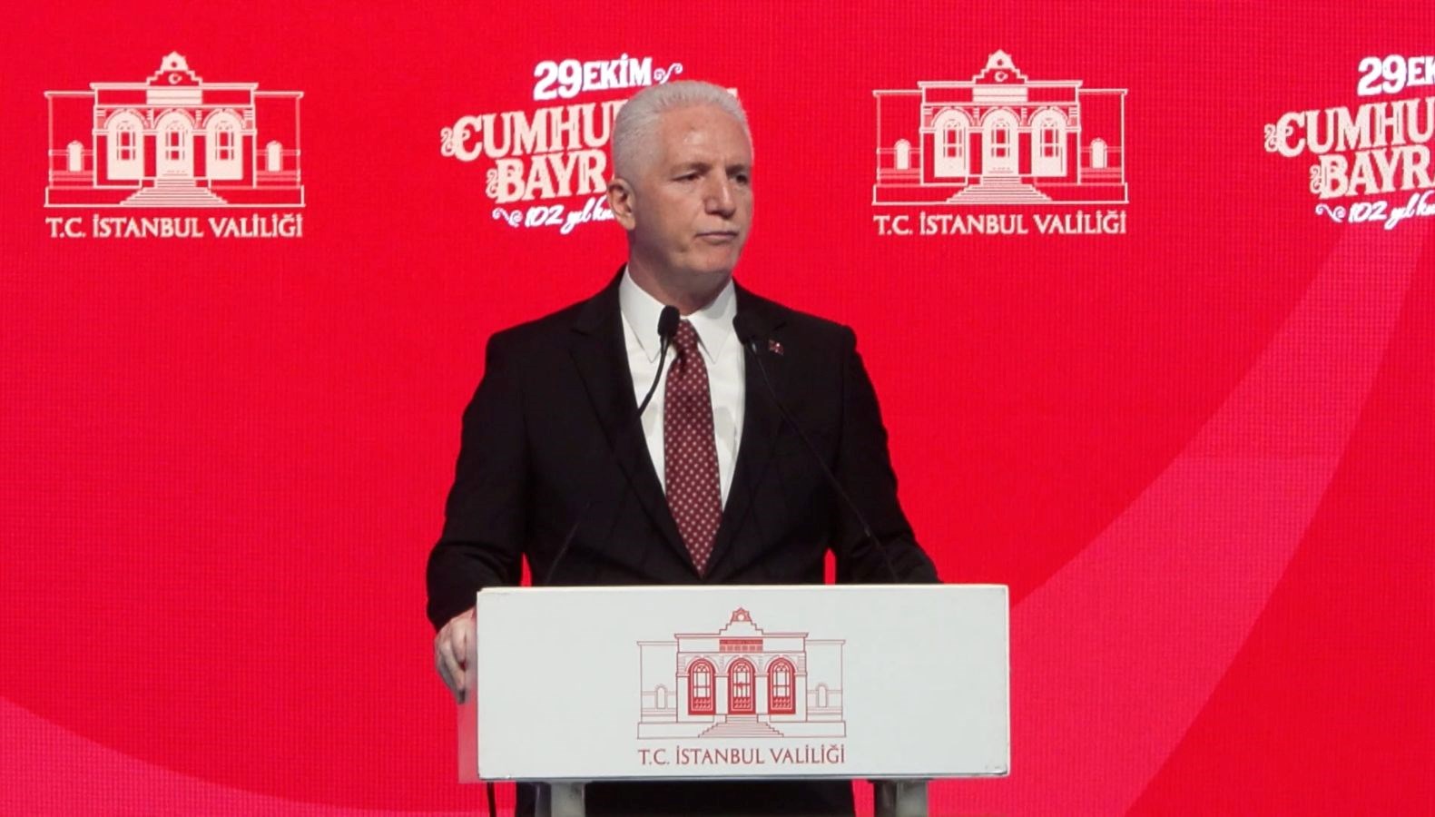 İstanbul Valiliği, Cumhuriyet’in 102. yılı dolayısıyla resepsiyon düzenledi