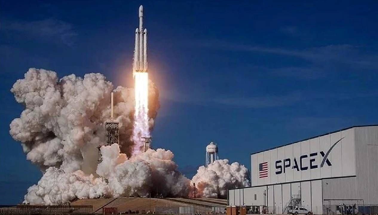 Starlink uyduları yağmur gibi düşüyor: Bilim insanları tedirgin