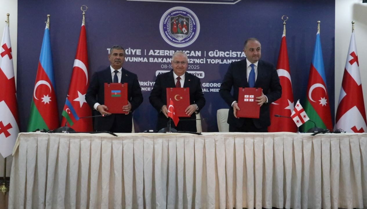 Türkiye-Azerbaycan-Gürcistan savunma bakanları Ankara’da görüştü
