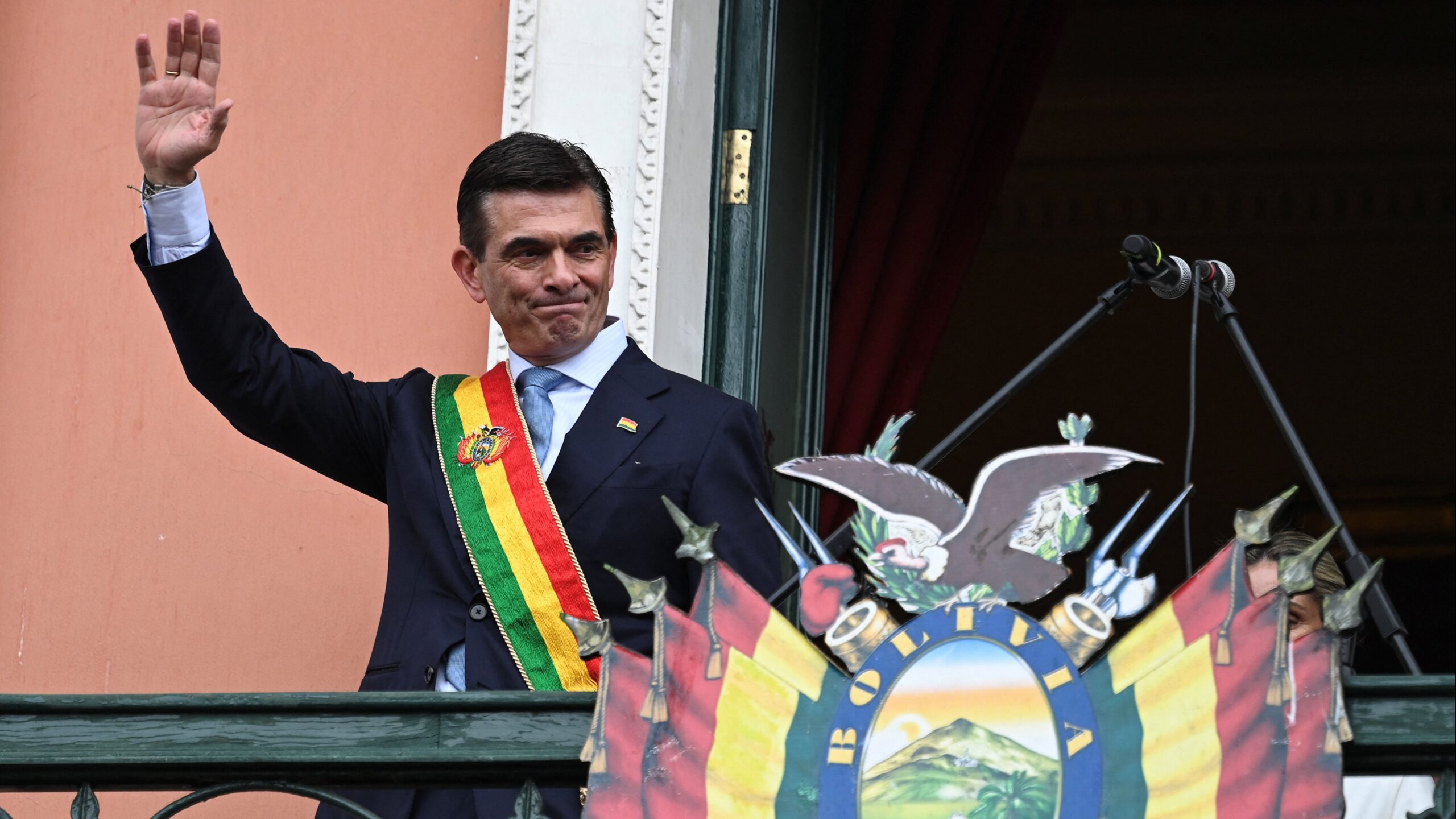 Bolivya’da 20 yıllık sol iktidarı bitiren Paz yemin etti
