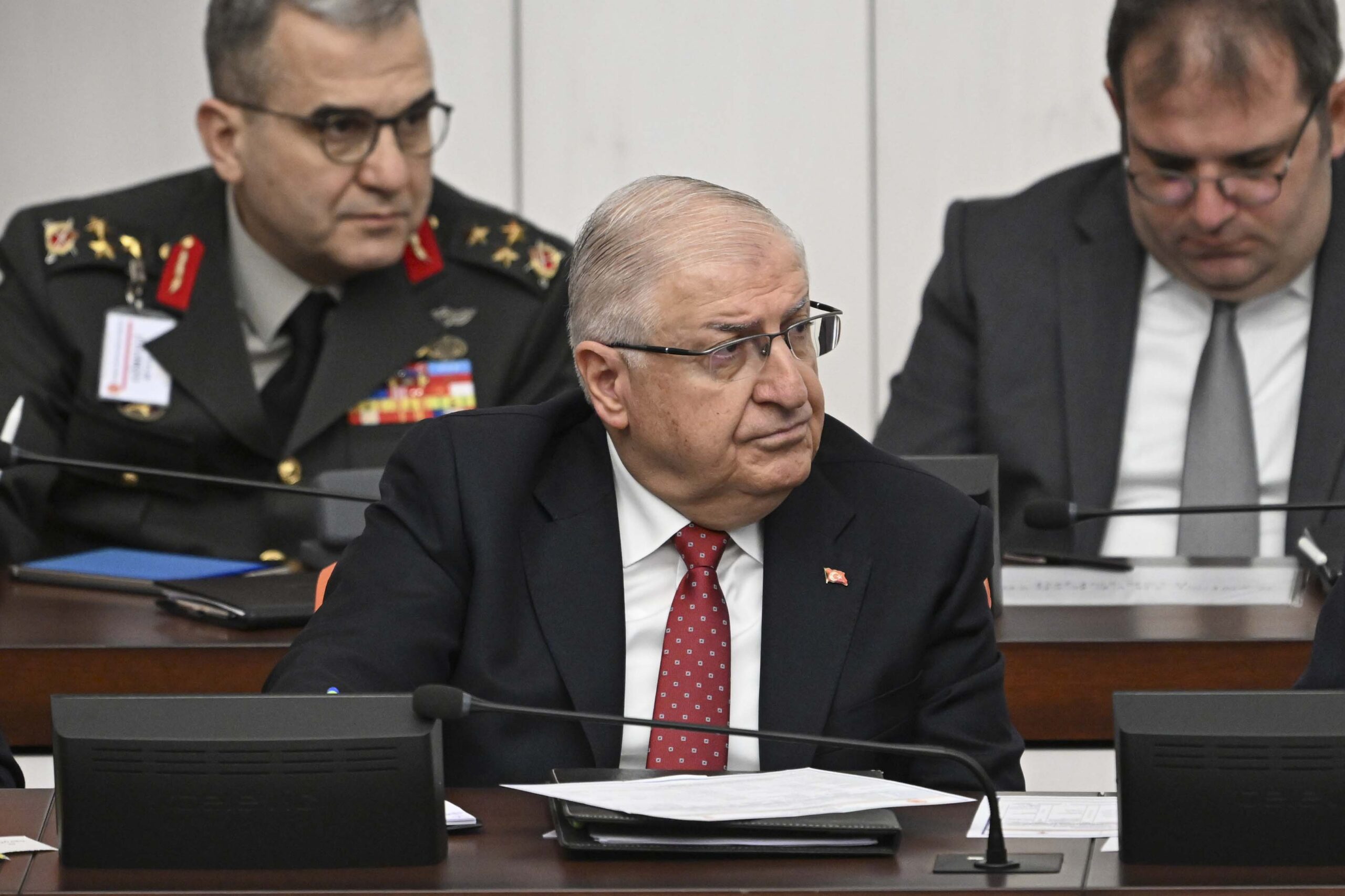 Bakan Güler: PKK/YPG/SDG başta terör örgütlerinin faaliyetlerini sürdürmesine müsaade etmeyeceğiz