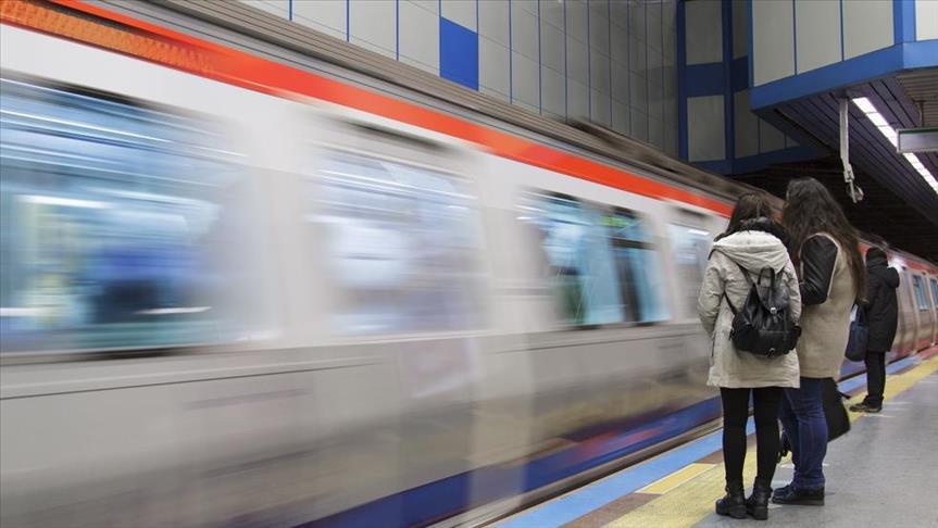 İstanbul’da metroda teknik arıza. Seferlerde aksama yaşanıyor