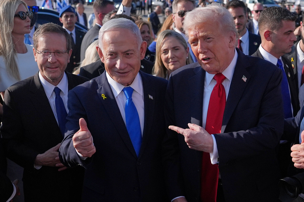 Netanyahu, af için siyaseti bırakmayı reddetti