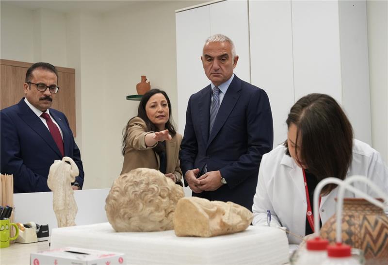 Bakan Ersoy’dan kültür varlığı kaçakçılığıyla mücadele açıklaması. “Kararlılıkla yol alıyoruz”