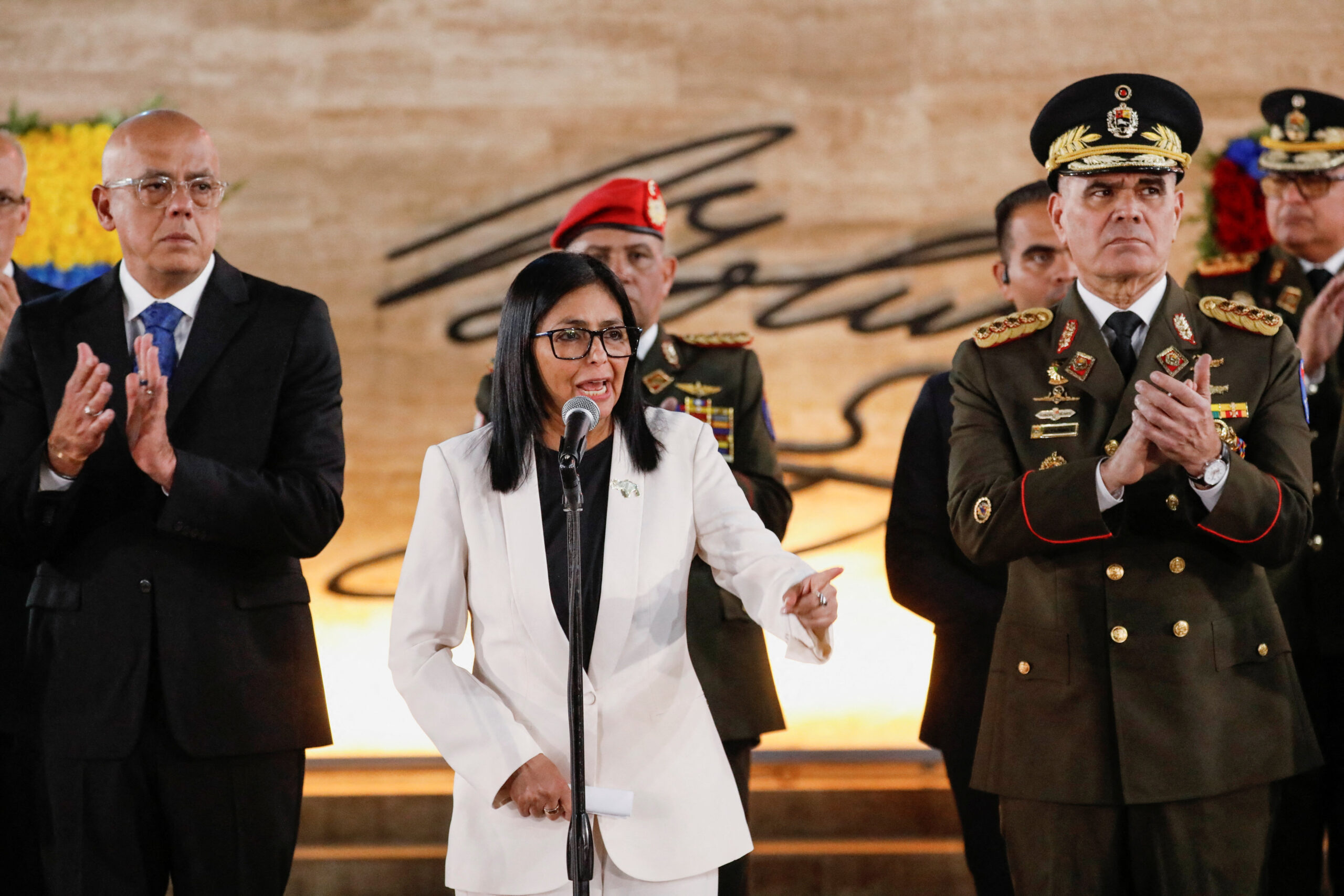 Venezuela hükümeti: ABD ile diyalog başlatıldı
