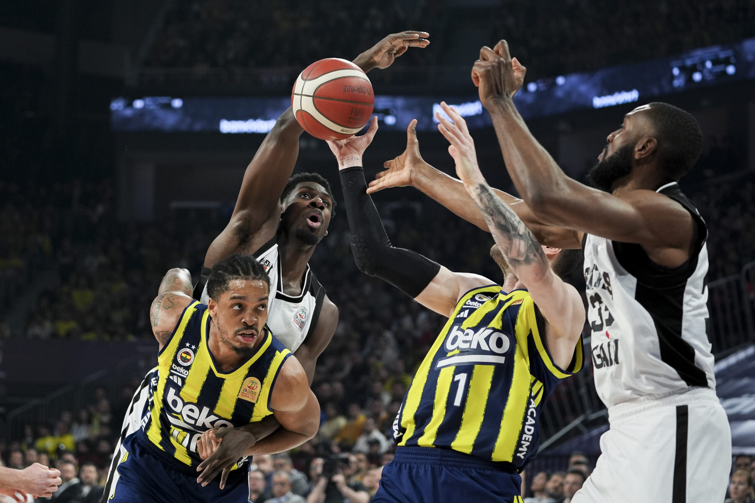 Basketbol Türkiye Kupası’nda şampiyon Fenerbahçe Beko