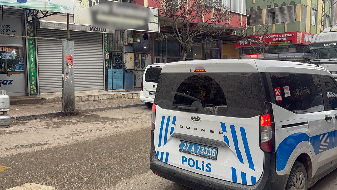 Gaziantep’te silahlı, maskeli ve biber gazlı kuyumcu soygunu