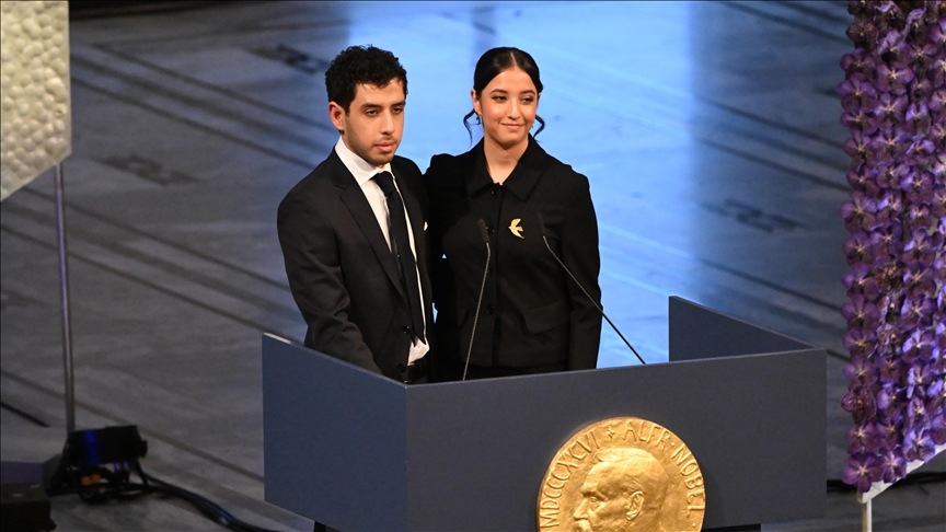 İran’da tutuklu olan Nobel ödüllü aktivist Nergis Muhammedi’ye 7,5 yıl hapis