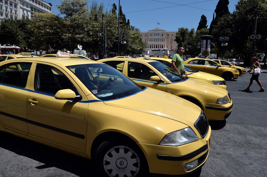 Yunanistan’a seyahat edecekler dikkat, taksiciler 3 gün greve gidiyor