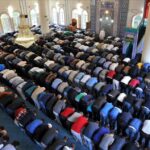 bayram-namazi-nasil-kilinir-kac-rekat-diyanete-gore-bayram-namazi-kilisini-mzZErE6n.jpg