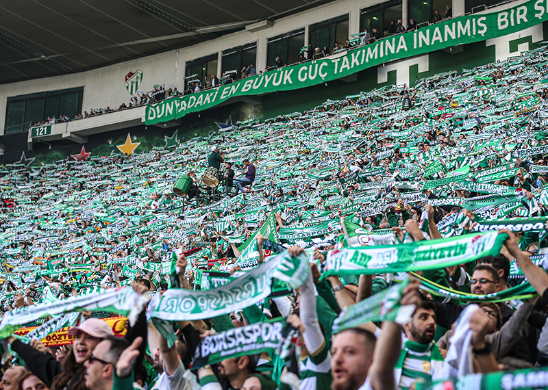 1. Lig’e yeni yükselen Bursaspor’da tek kombine kalmadı, hepsi tükendi