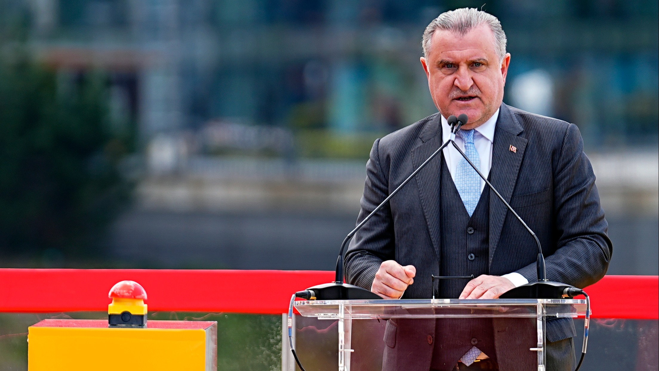 Bakan Osman Aşkın Bak’tan tepkilere yanıt