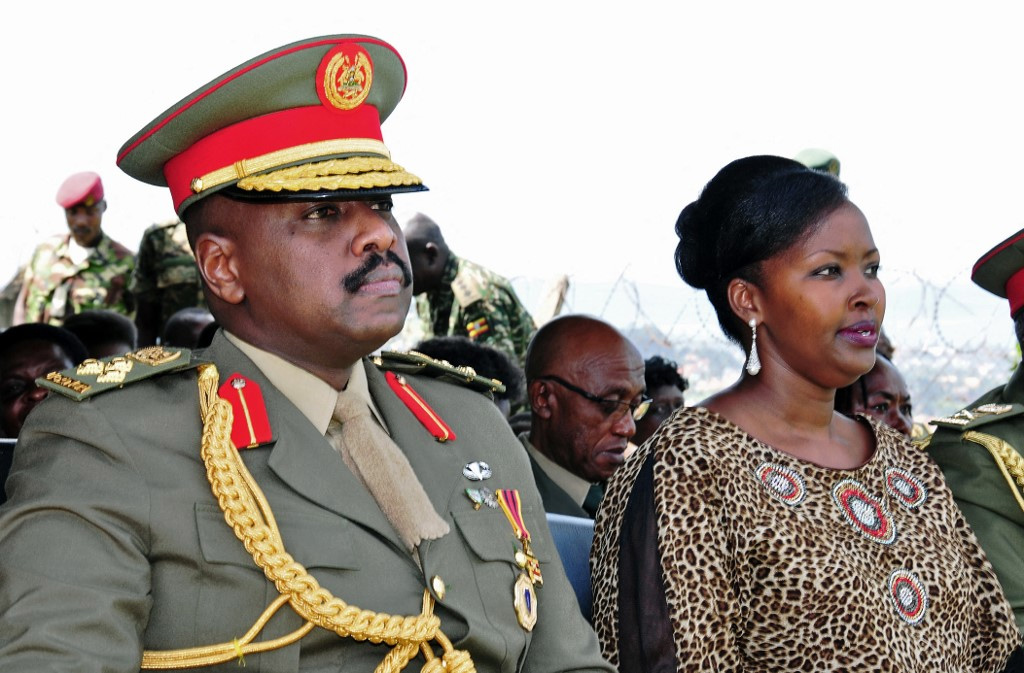 Çılgın generalin paylaşımları sonrası ilk temas. Uganda geri adım attı