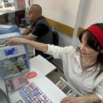 dalginlikla-100-avro-fazla-bozdu-simdi-musteriye-sesleniyor-1-mb6J3bbM.jpg