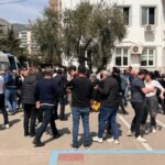 kahramanmarasta-okula-silahli-saldiri-iste-olay-yerinden-ilk-goruntuler-1-x4ZOaGBK.jpg