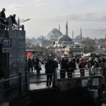meteoroloji-tarih-verdi-istanbulda-sicaklik-dusuyor-yurt-genelinde-hava-durumu-nasil-olacak-2-jxlmu5XI.jpg