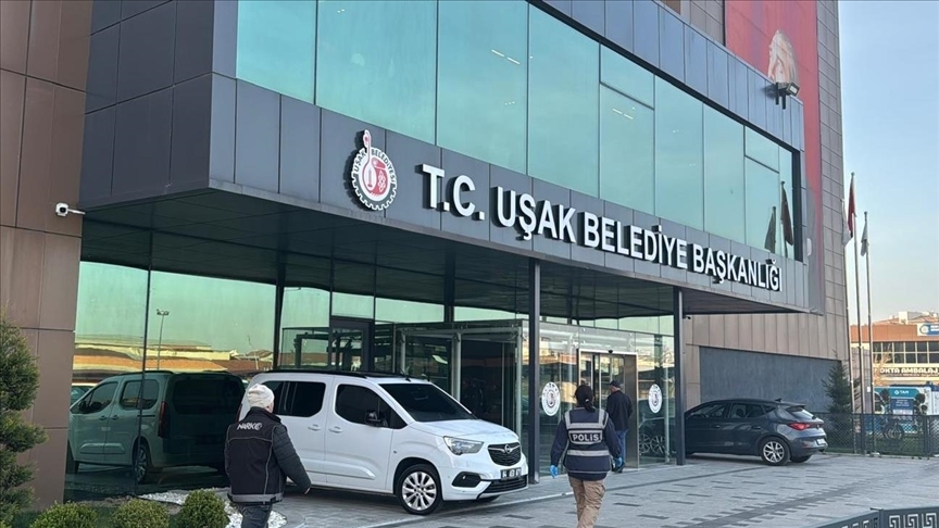 Uşak Belediyesi’ne ikinci dalga operasyon: 27 gözaltı