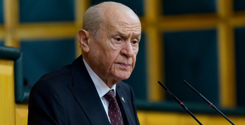 Bahçeli’den Çorum FK’ya tebrik