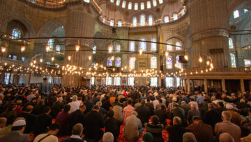 Bayram namazı nasıl kılınır, kaç rekat? Bayram namazı niyeti nasıl edilir? (Diyanet adım adım bayram namazı kılınışı)