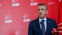 CHP Genel Merkezi’nde tahliye gerginliği. Özgür Özel: Buradan çıkmayacağız
