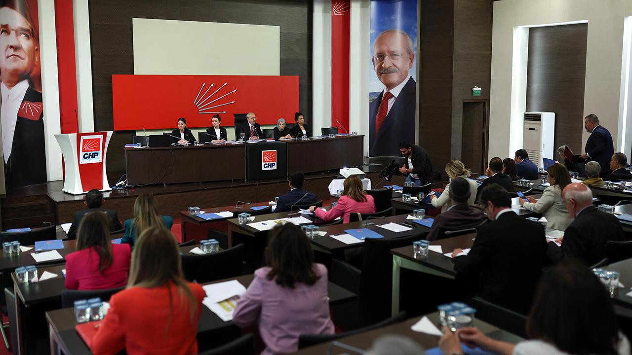 CHP’de kimler Kılıçdaroğlu’na destek veriyor? Parti Meclisi’nde dengeler nasıl oluştu?