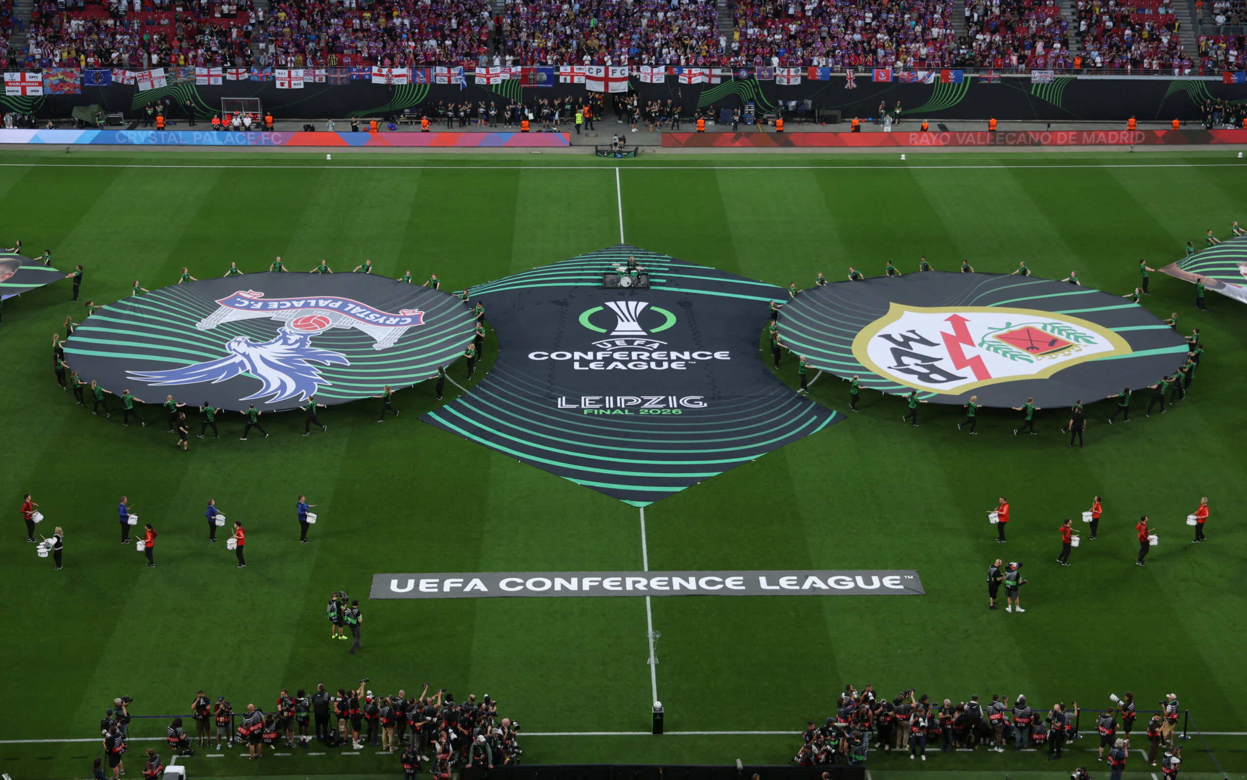 Crystal Palace ile Rayo Vallecano dev finalde karşı karşıya