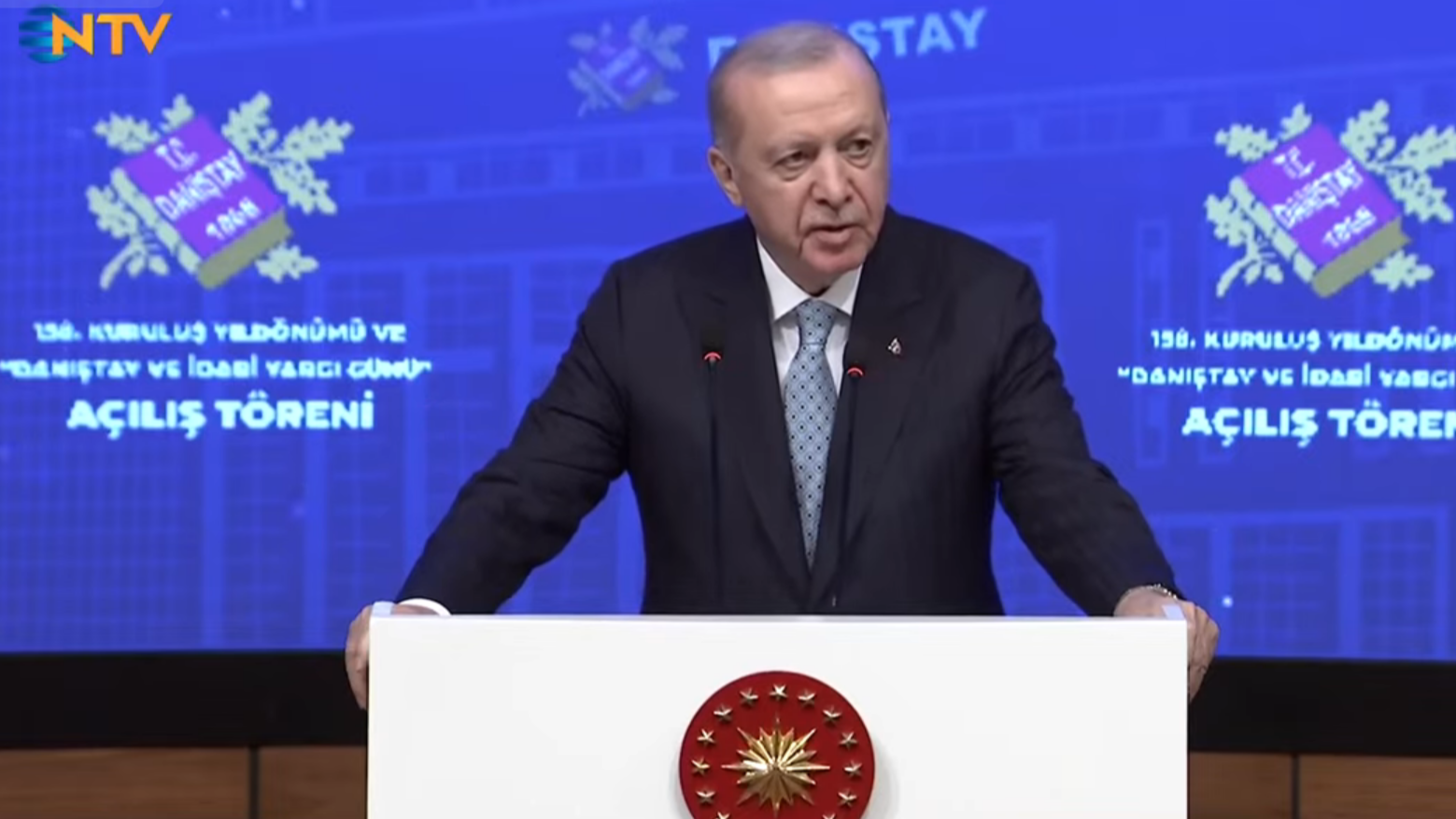 Cumhurbaşkanı Erdoğan’dan yeni anayasa mesajı. “Yeni anayasa gündemimizin üst sıralarında”